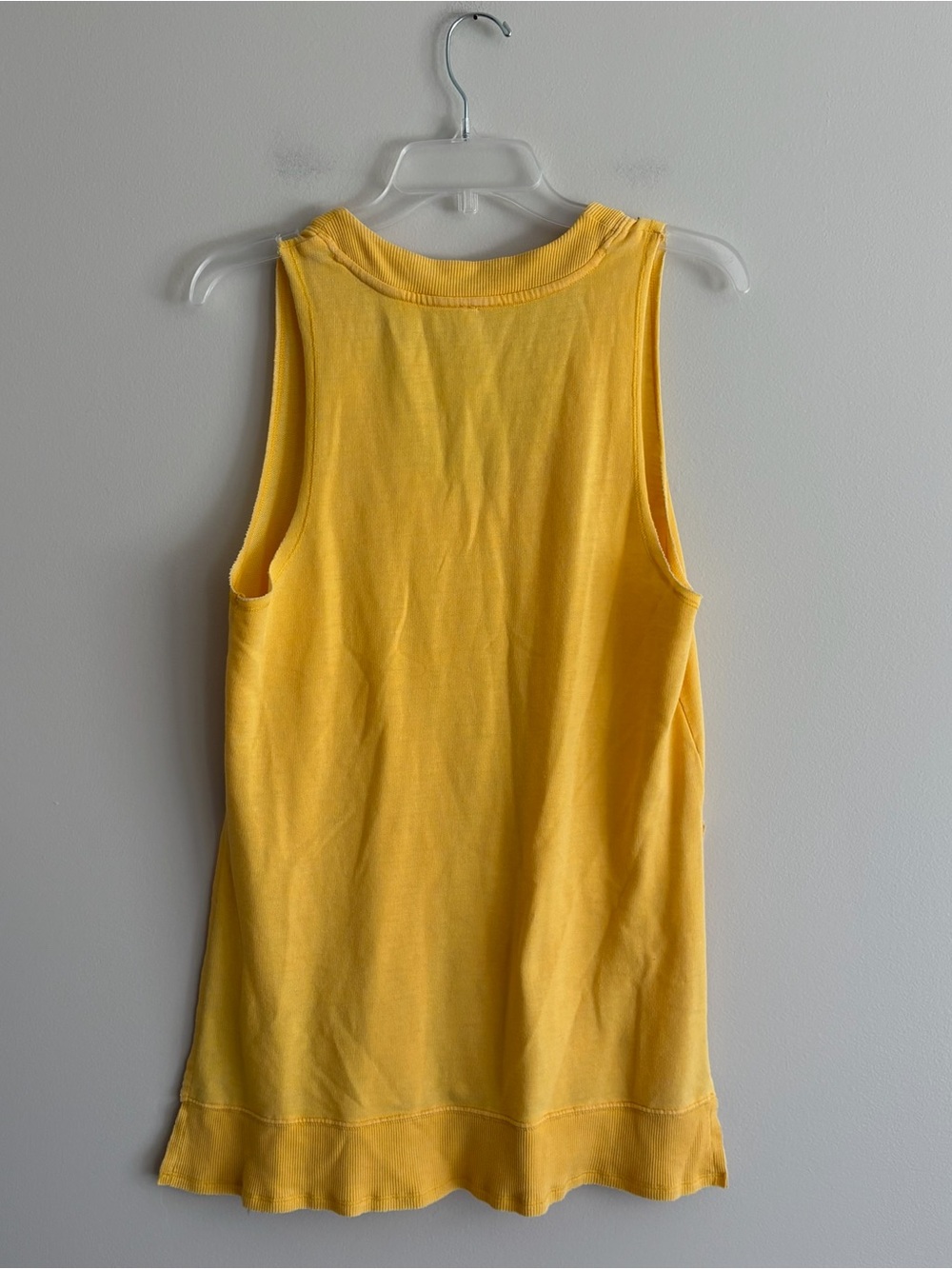 Free People Intimately Free Yellow Tank Top Size XS NWT Ribbed Hem Slit - Picture 3 of 6